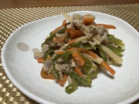 チンジャオロースー